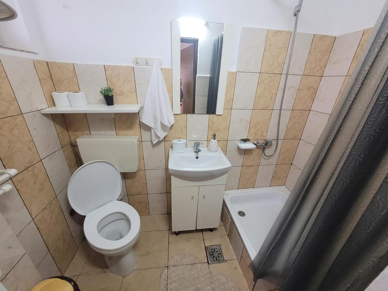Cazare Eforie Nord, Plaja Acapulco, Garsoniere Four Studios, Bucatarie Comuna, Baie Proprie, Etaj 4, Fara Lift Bagian luar foto