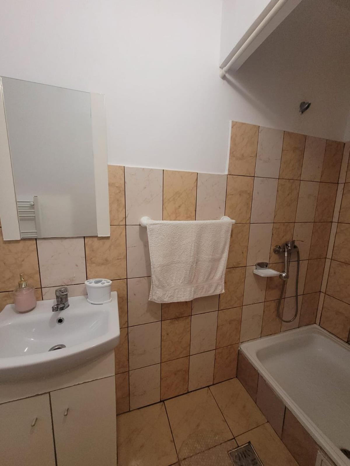 Cazare Eforie Nord, Plaja Acapulco, Garsoniere Four Studios, Bucatarie Comuna, Baie Proprie, Etaj 4, Fara Lift Bagian luar foto